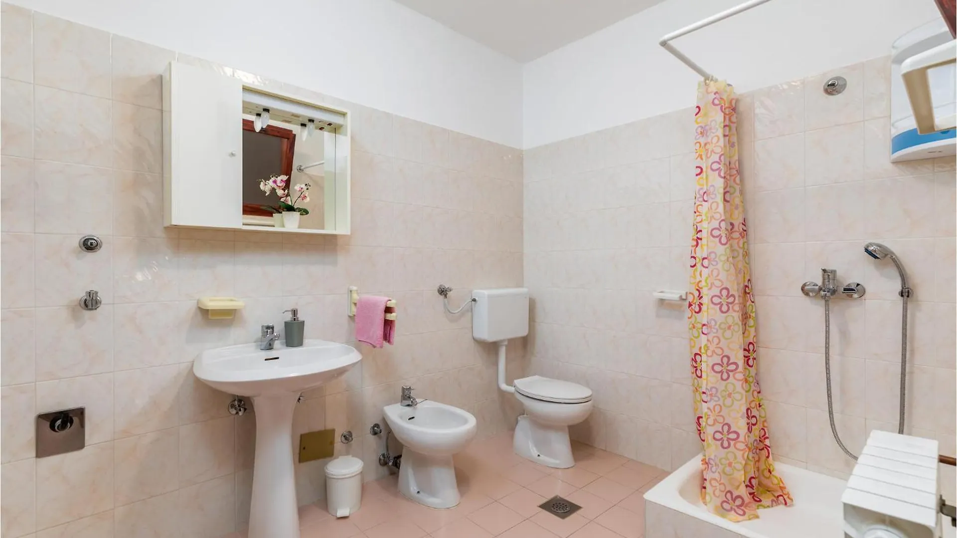 4 Bedroom Pet Friendly Apartment In Fazana Croatia