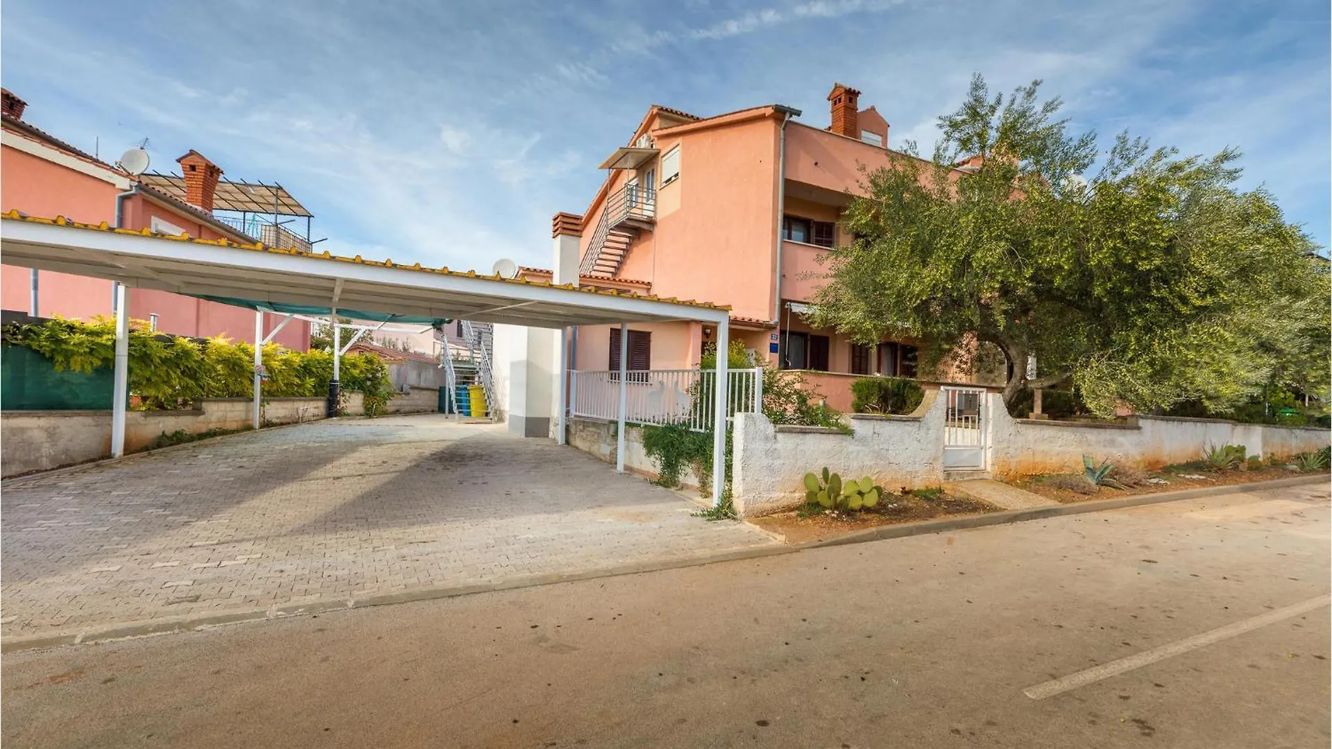 4 Bedroom Pet Friendly Apartment In Fazana