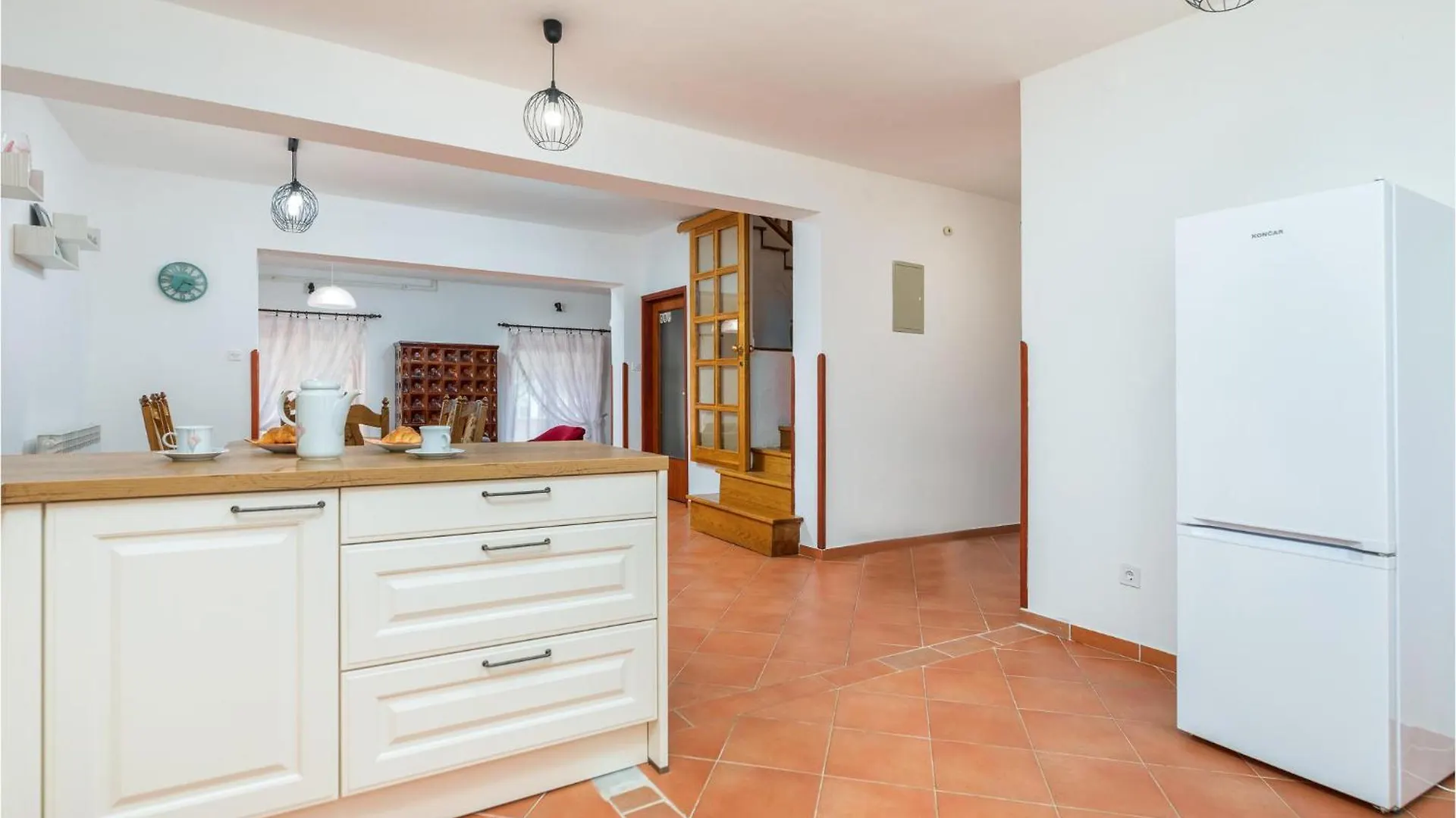 4 Bedroom Pet Friendly Apartment In Fazana 0*,  Croatia